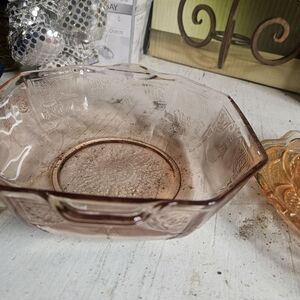 Elegant Glass Serving Bowl